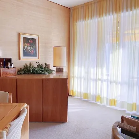 Spacious 3 Bdr 2 Bath, 5 Min From Center Appartamento *