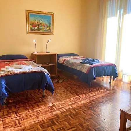 Spacious 3 Bdr 2 Bath, 5 Min From Center Appartamento Varese