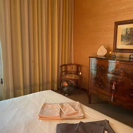 Apartment Spacious 3 Bdr 2 Bath, 5 Min From Center *