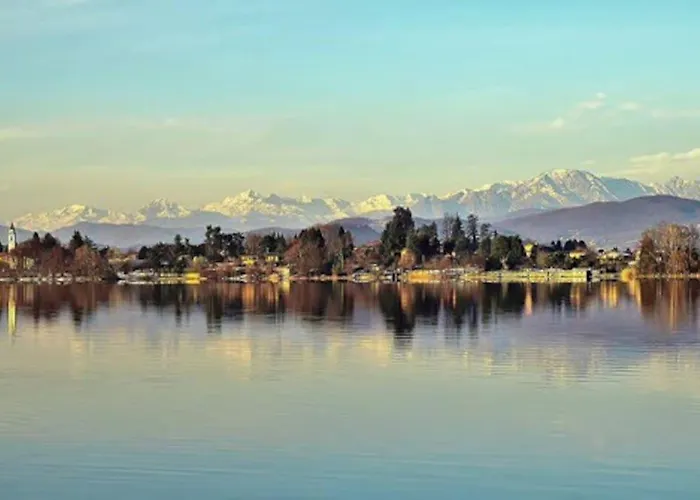 Spacious 3 Bdr 2 Bath, 5 Min From Center